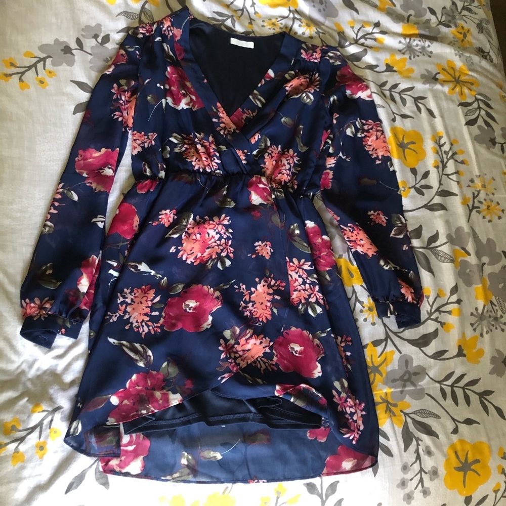 Nordstrom Floral V neck dress